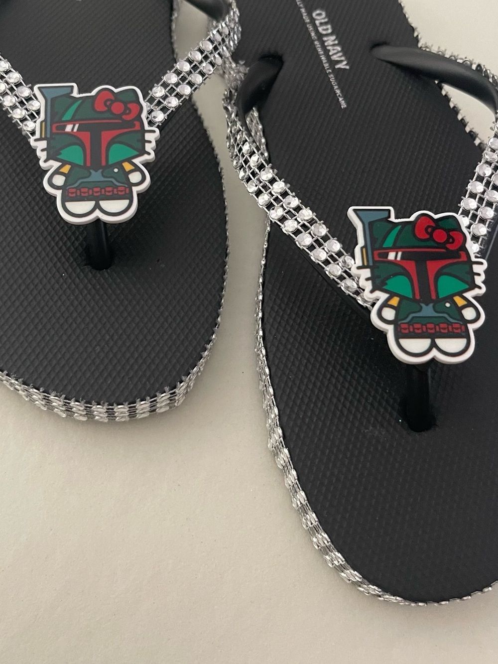 Old Navy Women's Black Jeweled Flip Flop Sandals